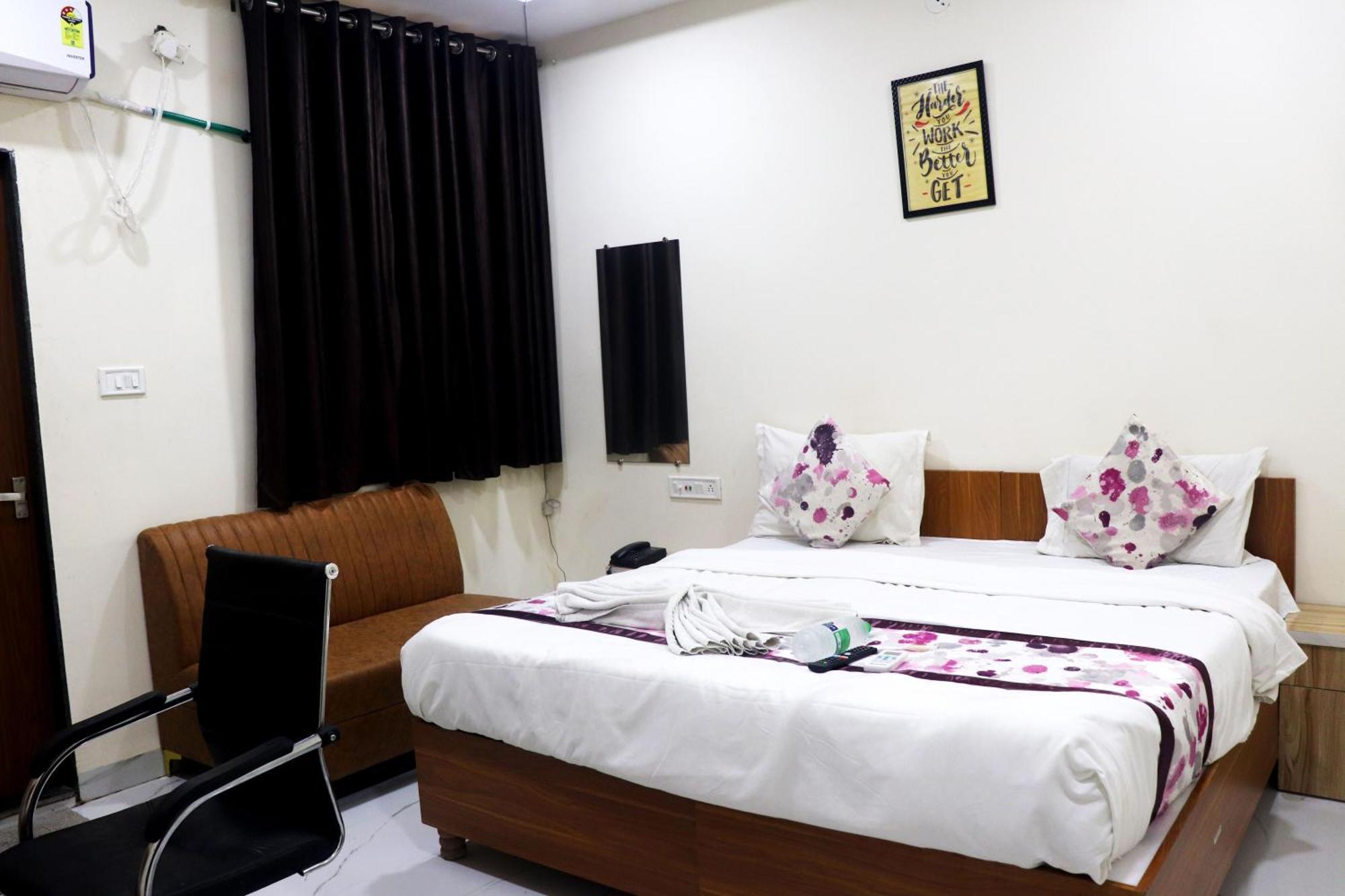 The Cressida Hotel Indore