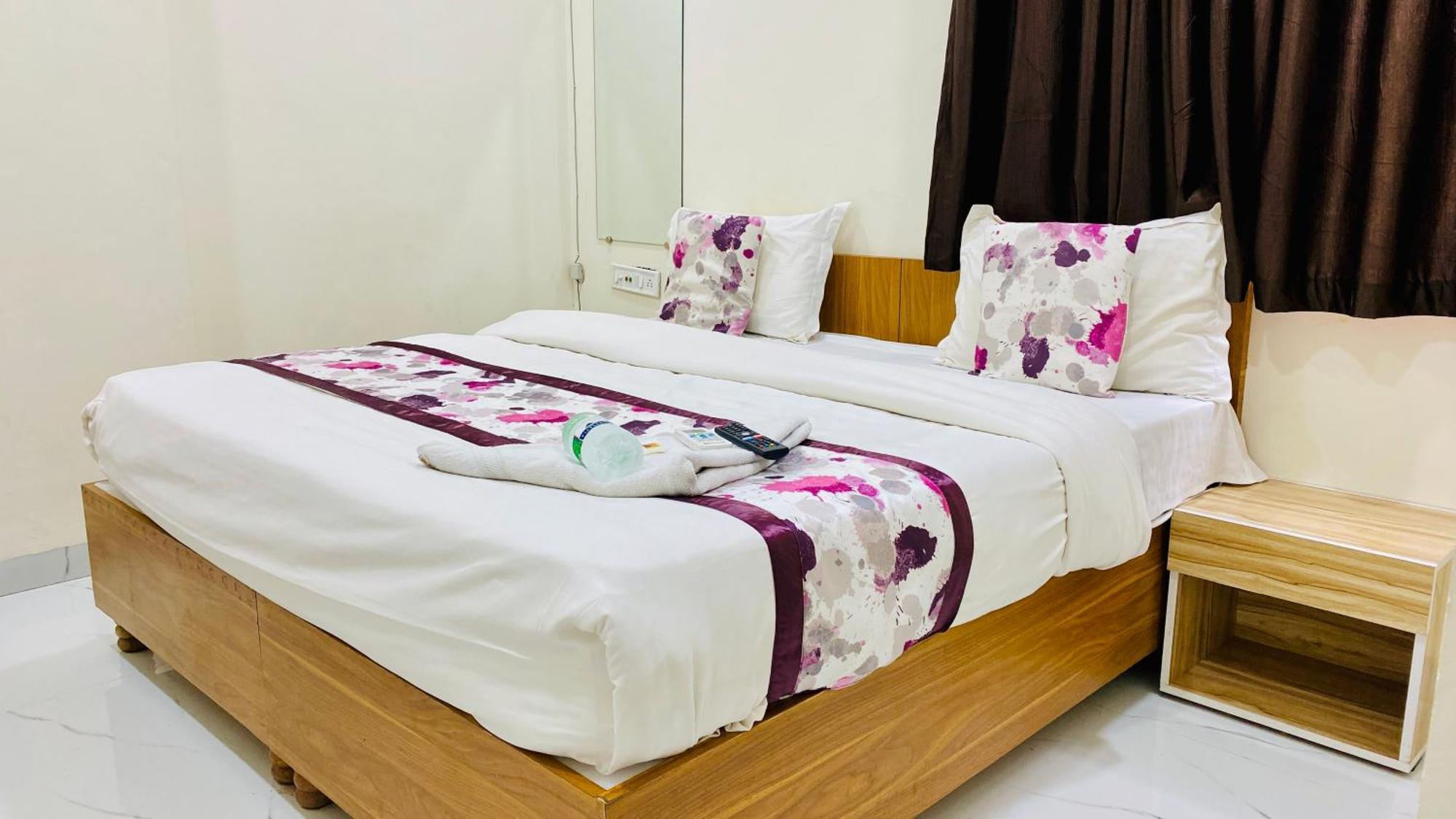 The Cressida Hotel Indore